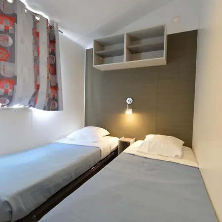 Georges D'oleron Resort *